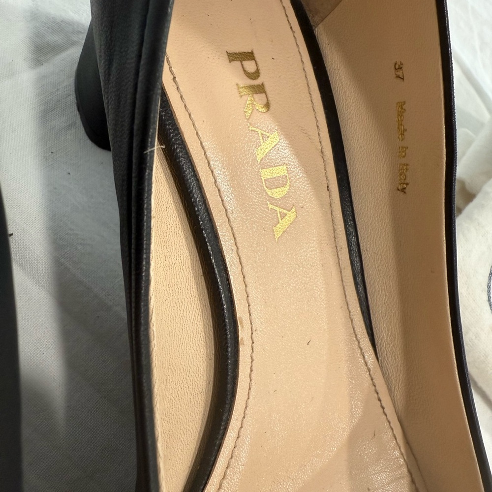 Prada Black Leather Flats with Bow Detail - Picture 6 of 7